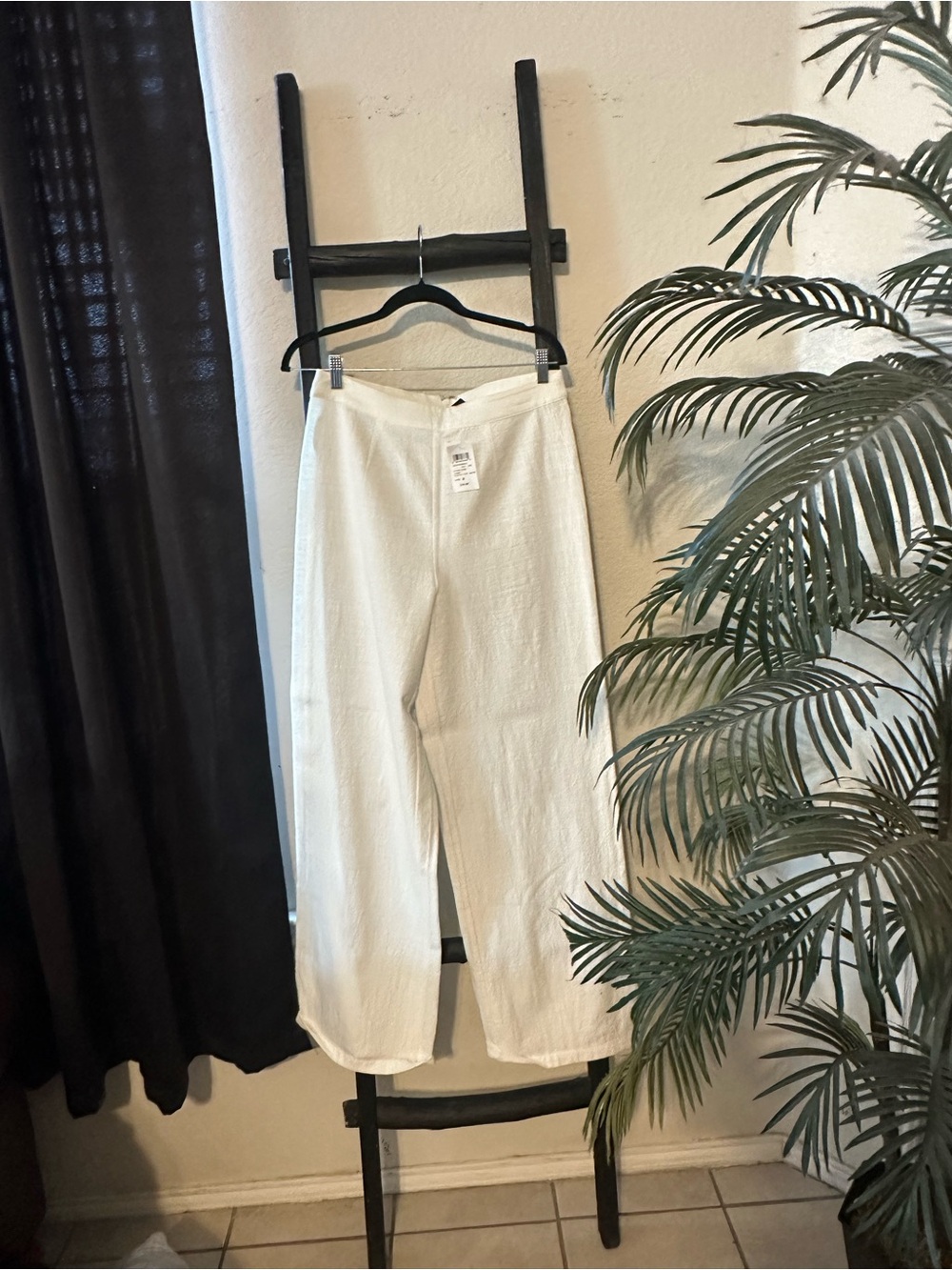 Women's Wide-Leg Trousers - White